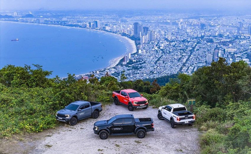 ford-viet-nam-dat-ky-luc-ban-hang-2025-va-nhan-bang-khen-cua-thu-tuong.JPG
