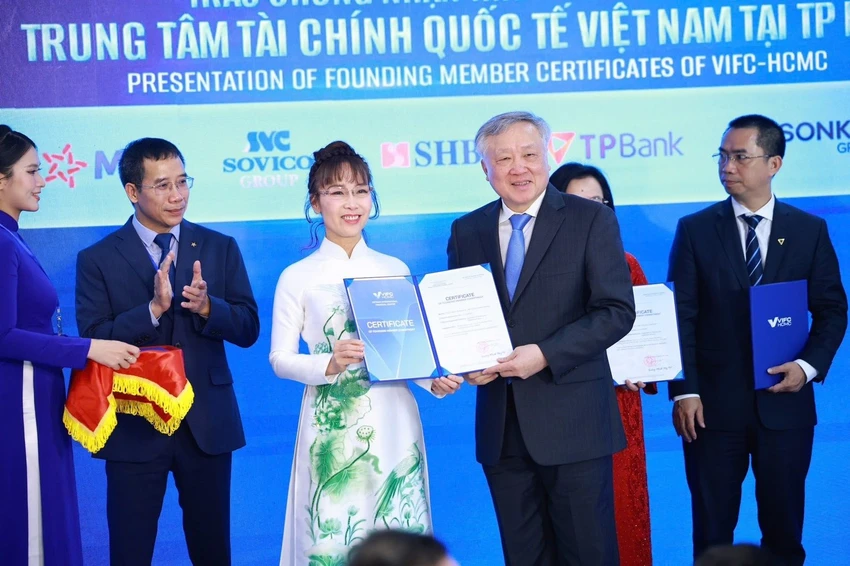 trung-tam-tai-chinh-quoc-te-viet-nam-tai-tp-hcm-ra-mat-nen-tang-niem-tin-don-dong-von-toan-cau-2.jpg