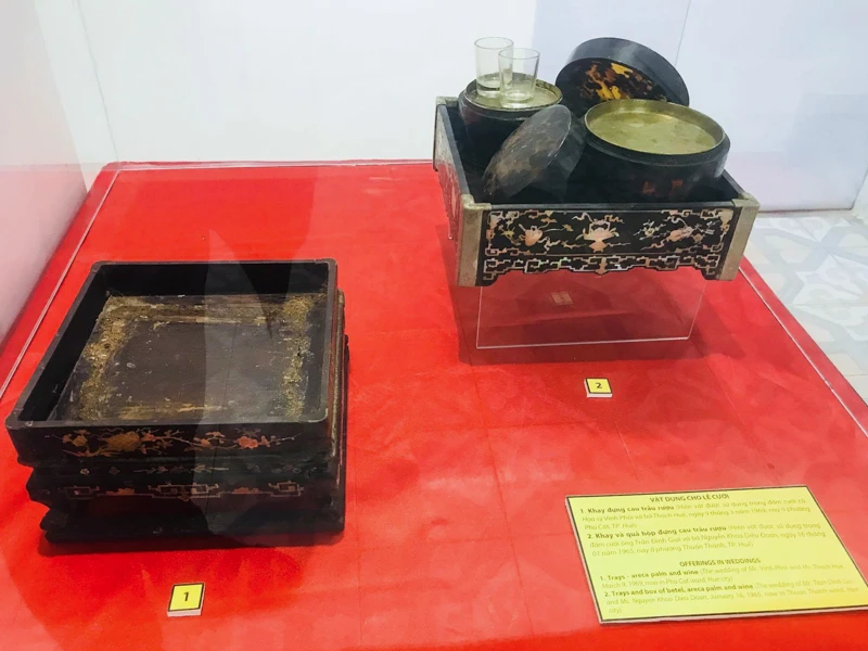Xem chiếc giường tân hôn trong đám cưới xưa ở Huế ảnh 4 Xem chiếc giường tân hôn trong đám cưới xưa ở Huế ảnh 4