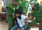Đưa kẻ ngáo đá uy hiếp mẹ, dọa đốt nhà vào trại cai nghiện