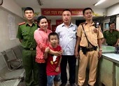 Bé trai mất tích sau trận thắng của Việt Nam trước Malaysia