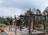 Tivi phát nổ thiêu rụi ngôi nhà vợ chồng nghèo
