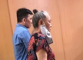 Cặp đôi đóng giả vợ chồng lừa tiền tỉ