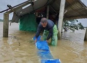 Mưa lớn vẫn tiếp diễn ở miền Trung, Biển Đông có thể đón bão sớm