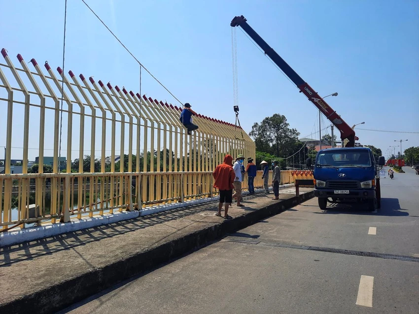 Sau đó, sở GTVT tỉnh này yêu cầu chủ đầu tư phải tháo dở các hạng mục trả lại nguyên trạng ban đầu.