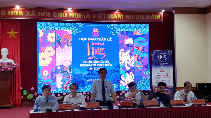 Họp báo Tuần lễ Festival Huế. Họp báo Tuần lễ Festival Huế.