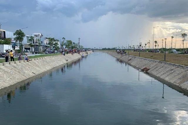 Khu vực người dân phát hiện thi thể cháu PVT.