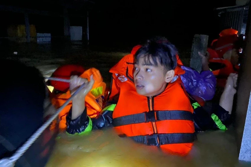 Nhiều nơi ngập rất sâu.
