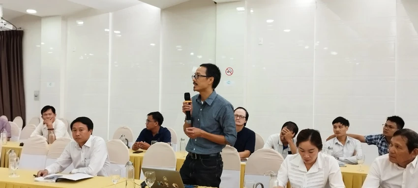 KTS Trương Hồng Trường phát biểu tại hội thảo.