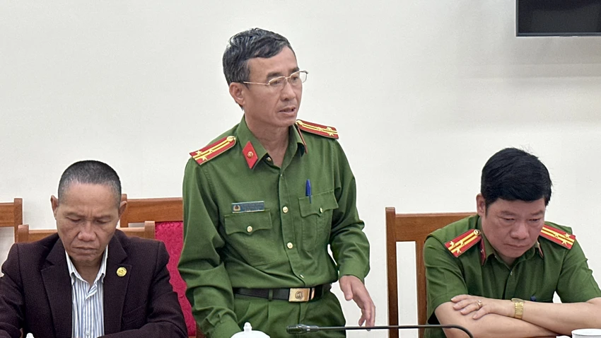 Thượng tá Hoàng Công Quảng, Phó Trưởng phòng CSHS, Công an tỉnh Lâm Đồng thông tin về vụ việc. Thượng tá Hoàng Công Quảng, Phó Trưởng phòng CSHS, Công an tỉnh Lâm Đồng thông tin về vụ việc.