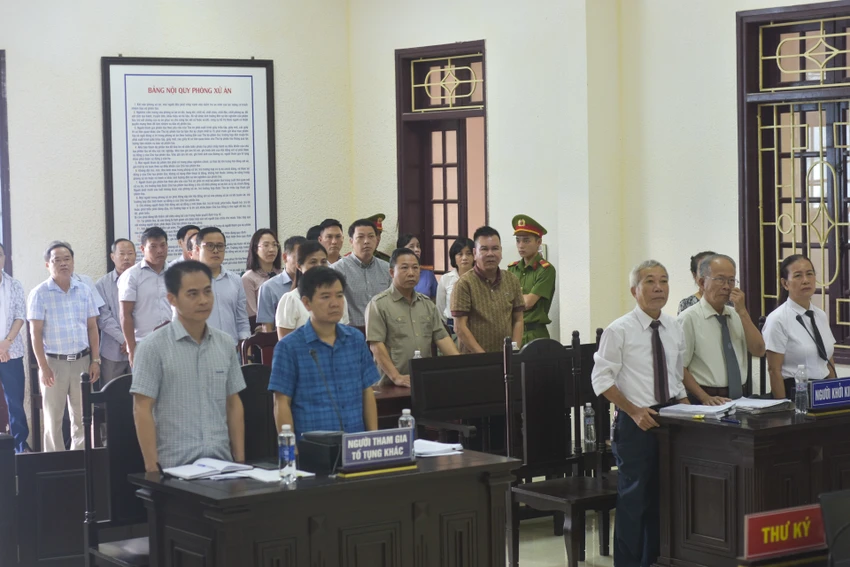 Phiên tòa có sự theo dõi của ông Lưu Bình Nhưỡng - Phó trưởng ban Dân nguyện. Ảnh: NGUYỄN DO Phiên tòa có sự theo dõi của ông Lưu Bình Nhưỡng - Phó trưởng ban Dân nguyện. Ảnh: NGUYỄN DO