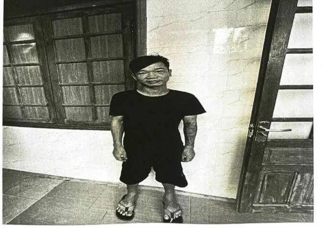 nguoi-dam-pho-cong-an-o-hue-hy-sinh-tung-nhieu-lan-chan-xe-gay-roi-nguoi-di-duong.jpg