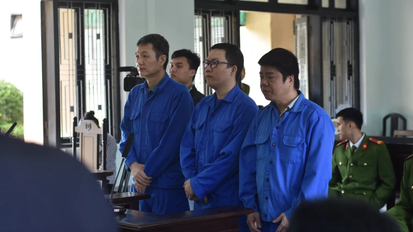 Công ty khải tín hầu toà