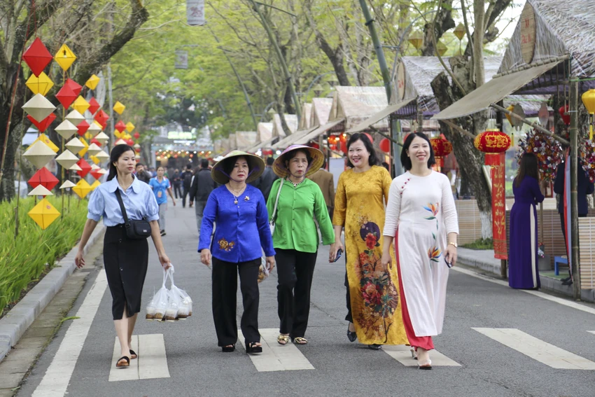 tet-hue-5.jpg