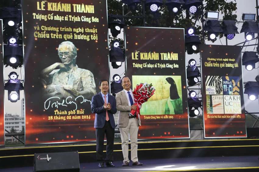 trinh-cong-son-1.jpg