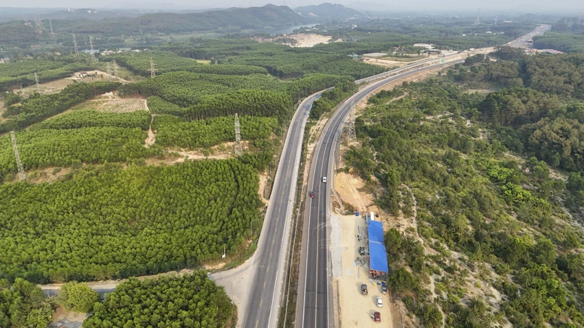 cao tốc cam lộ - la sơn