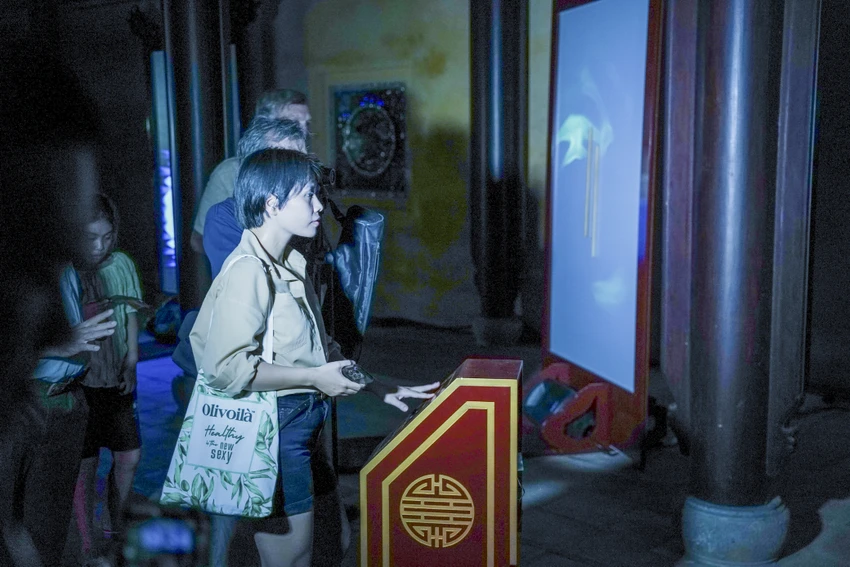 le-hoi-anh-sang-tai-festival-hue-8.jpg