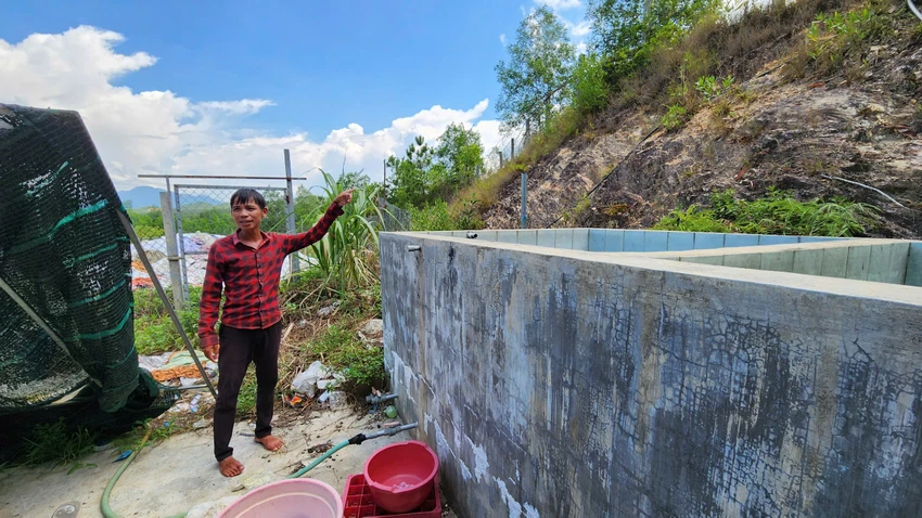 Anh Cao văn Sỹ phản ánh tình trạng gần 10 năm sử dụng nguồn nước ở nghĩa trang