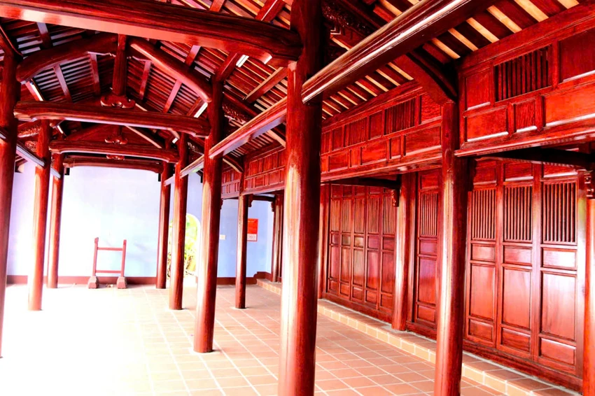 can-canh-dinh-lang-co-o-hue-sau-1-nam-trung-tu (15).jpg