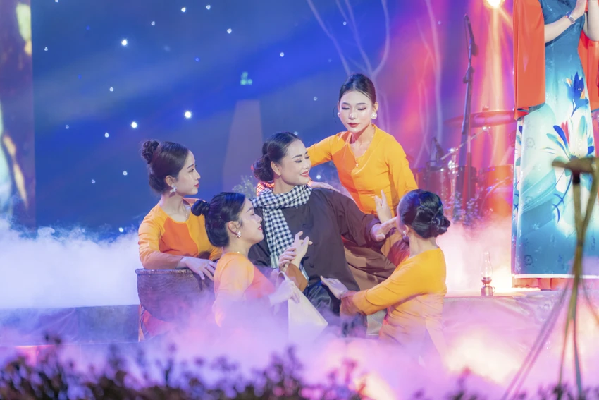 mua-thu-cho-em-da-khep-lai-le-hoi-mua-thu-festival-hue-3.jpg
