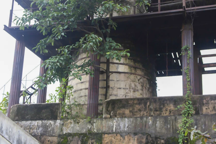 can-canh-lo-voi-tram-tuoi-thoi-phap-thuoc-tai-hue (9).jpg