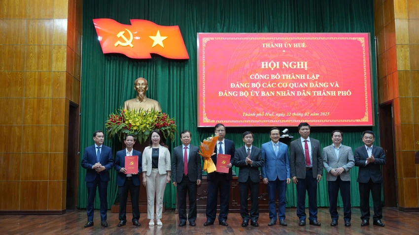 tổ chức bộ máy