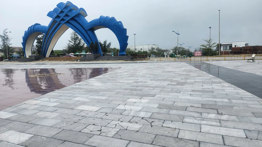 quang-tri-da-lat-san-o-bai-tam-vo-nhu-banh-trang-khi-vua-hoan-thanh-thi-cong.jpg