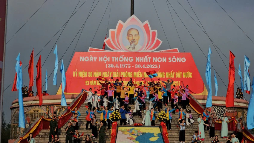le-thuong-co-ben-di-tich-hien-luong-ben-hai (13).jpg