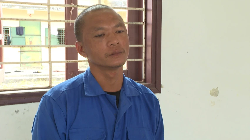 đập phá ngai vàng