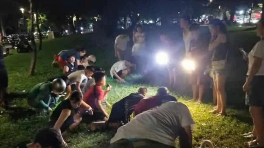 tìm chiếc nhẫn