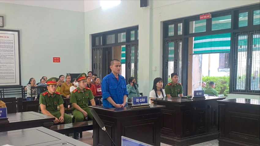 Đầu độc con