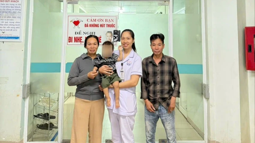 nu-dieu-duong-cuu-song-be-gai-19-thang-tuoi-ngung-tim-do-duoi-nuoc.jpg