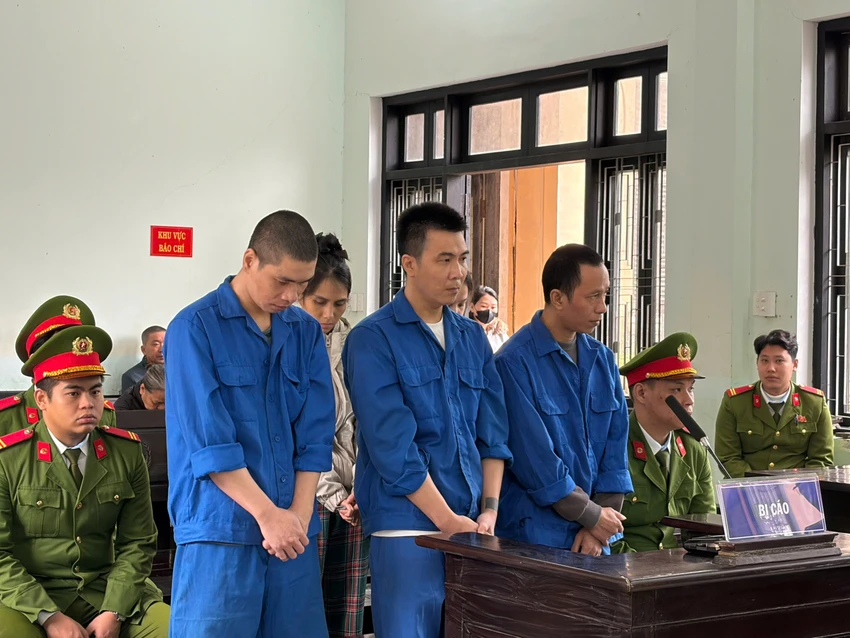 do-be-tong-gan-1kg-ma-tuy-de-van-chuyen-tu-quang-tri-vao-hue.jpg