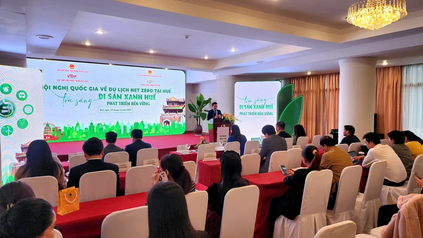 be-tong-hoa-bien-dan-thanh-dien-vien-du-khach-se-mot-di-khong-lai.jpg