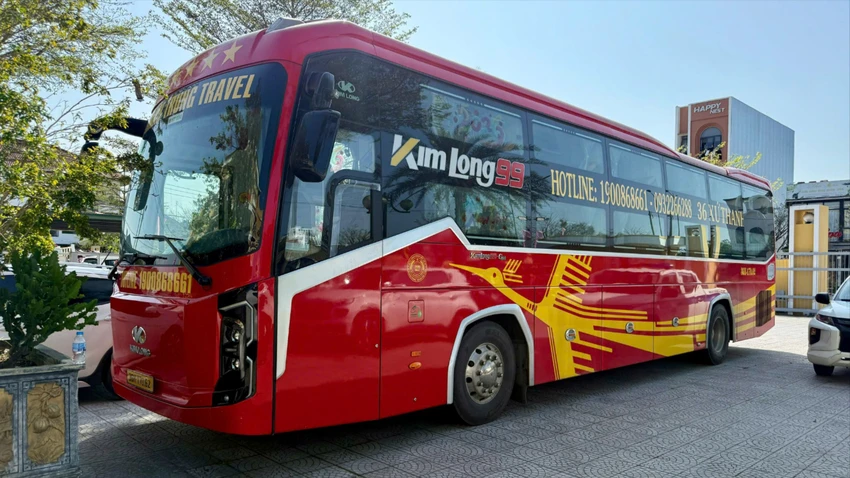 bi-cuc-csgt-tuoc-tem-kiem-dinh-nha-xe-van-lieu-linh-cho-khach-nam-bac.jpg