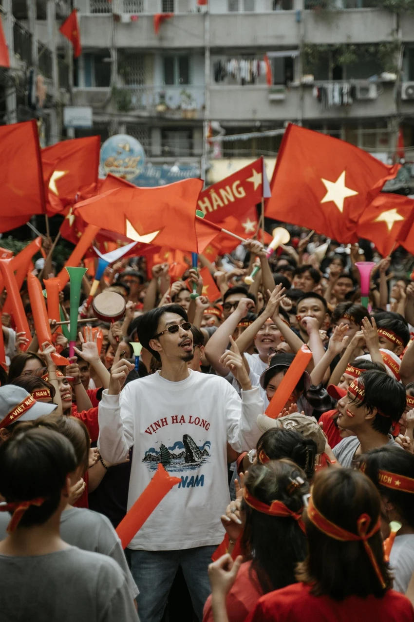 “Nếu không có dự án này, tôi sẽ không có những trải nghiệm mới mẻ đến vậy trong hành trình âm nhạc và cảm xúc của mình"- Đen nói. Ảnh: NVCC. “Nếu không có dự án này, tôi sẽ không có những trải nghiệm mới mẻ đến vậy trong hành trình âm nhạc và cảm xúc của mình"- Đen nói. Ảnh: NVCC.