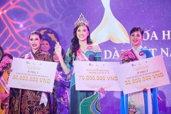 Tốp 3 Hoa hậu Áo dài Việt Nam 2022. Ảnh: BTC. Tốp 3 Hoa hậu Áo dài Việt Nam 2022. Ảnh: BTC.