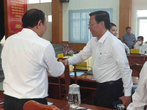 Ông Phan Văn Mãi, Chủ tịch UBND TP.HCM, tham dự hội nghị. Ảnh: V.H