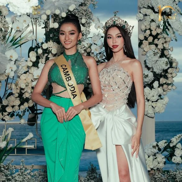 Hoa hậu Pich Votey Saravody và hoa hậu Thùy Tiên. Ảnh: Fanpage Pich Votey Saravody Hoa hậu Pich Votey Saravody và hoa hậu Thùy Tiên. Ảnh: Fanpage Pich Votey Saravody