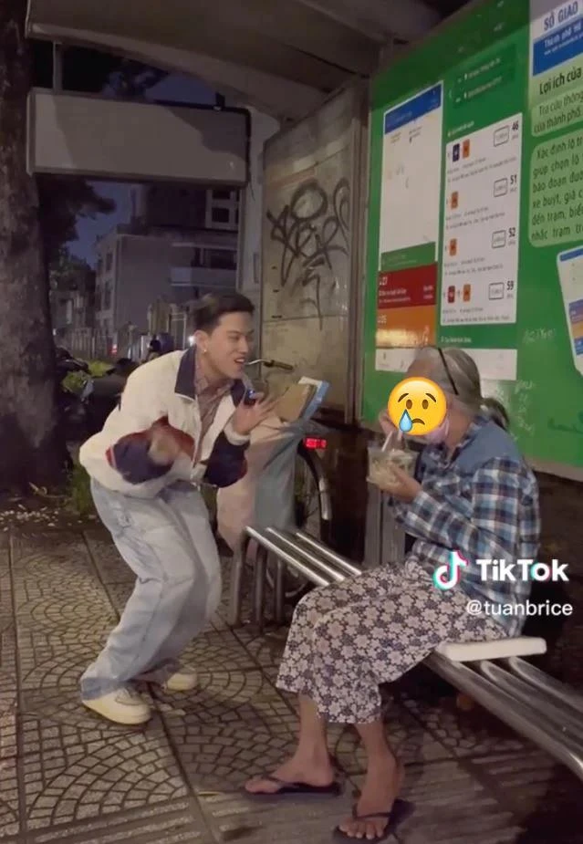 Hình ảnh gây tranh cãi trong video của TikToker Nờ Ô Nô. Ảnh: TL Hình ảnh gây tranh cãi trong video của TikToker Nờ Ô Nô. Ảnh: TL