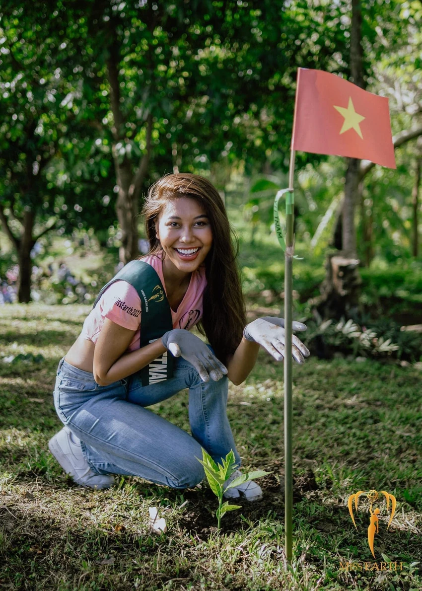 Á hậu Thạch Thu Thảo. Ảnh: FBNV Á hậu Thạch Thu Thảo. Ảnh: FBNV