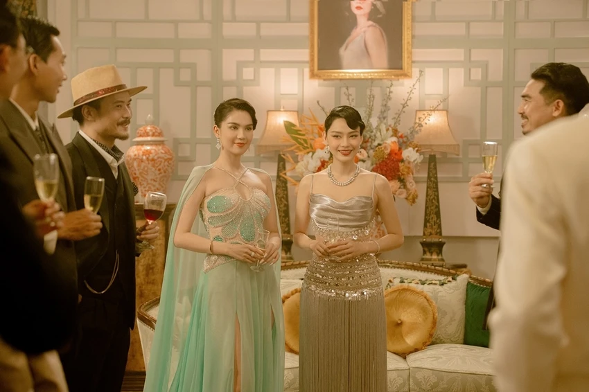 Minh Hằng (vai Bà Trà) và Ngọc Trinh ( vai Tư Nhị) trong Chị chị em em 2. Ảnh: ĐPCC Minh Hằng (vai Bà Trà) và Ngọc Trinh ( vai Tư Nhị) trong Chị chị em em 2. Ảnh: ĐPCC