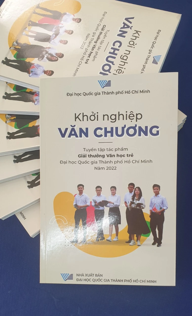 Các tác phẩm tuyển chọn được in trong tuyển tập tác phẩm tiêu biểu Giải thưởng Văn học trẻ "Khởi nghiệp văn chương" năm 2022. Các tác phẩm tuyển chọn được in trong tuyển tập tác phẩm tiêu biểu Giải thưởng Văn học trẻ "Khởi nghiệp văn chương" năm 2022.
