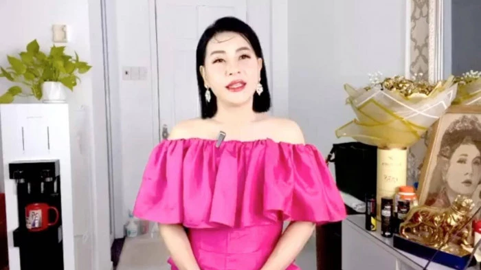 Nghệ sĩ Cát Phượng trong clip được chia sẻ. Ảnh: Chụp màn hình Nghệ sĩ Cát Phượng trong clip được chia sẻ. Ảnh: Chụp màn hình