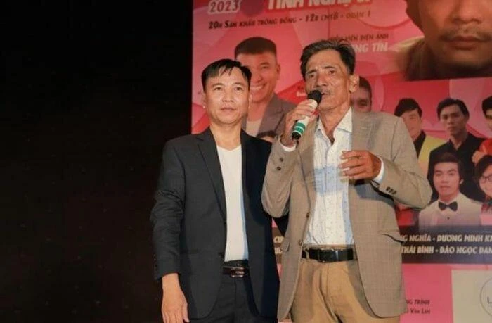Nhạc sĩ Tô Hiếu và nghệ sĩ Thương Tín Nhạc sĩ Tô Hiếu và nghệ sĩ Thương Tín