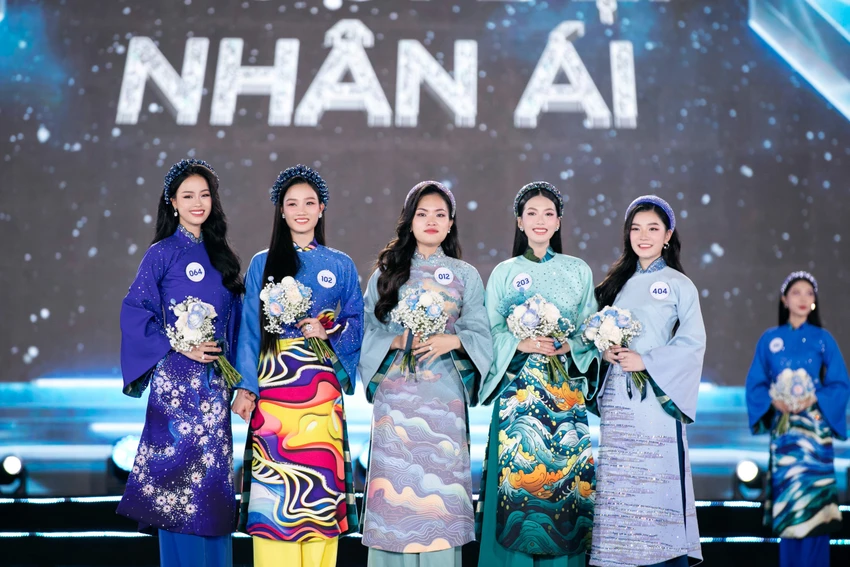 Trong đêm chung kết, Đào Thị Hiền chiến thắng giải thưởng phụ "Người đẹp Nhân ái" (bìa trái). Trong đêm chung kết, Đào Thị Hiền chiến thắng giải thưởng phụ "Người đẹp Nhân ái" (bìa trái).