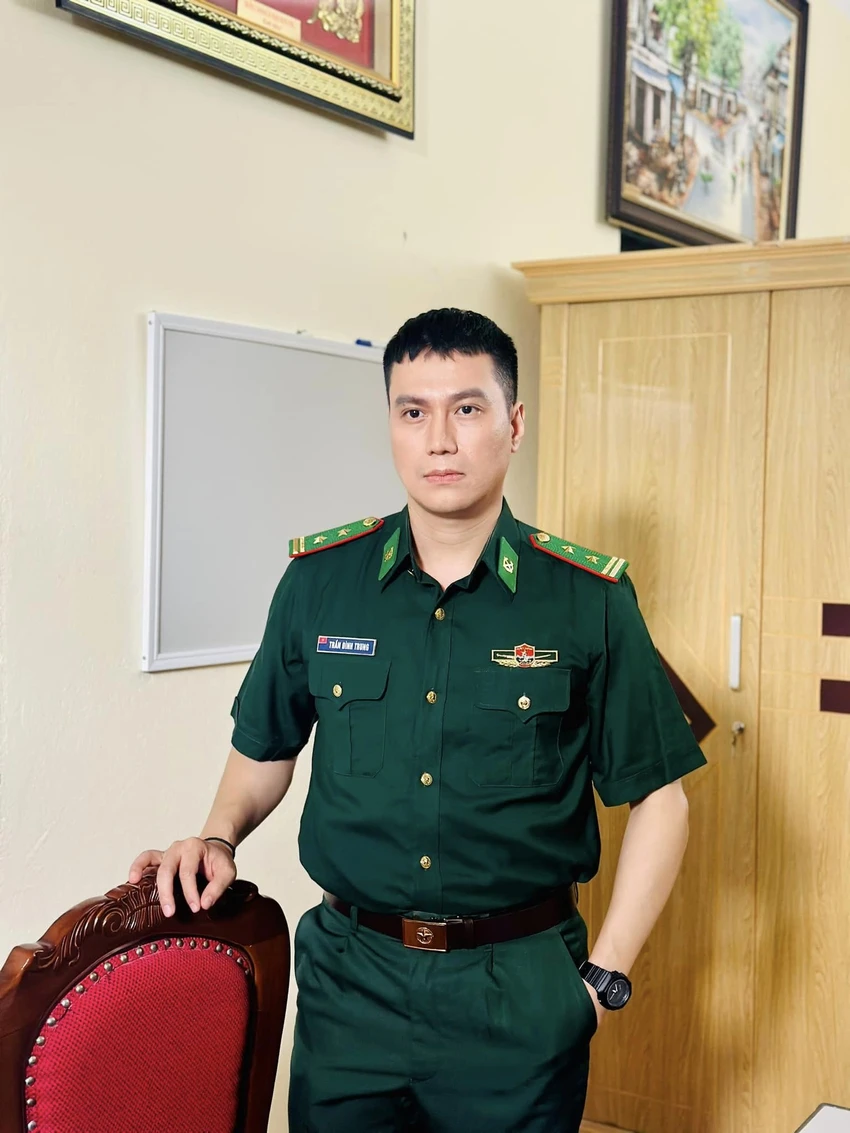 Diễn viên Việt Anh chia sẻ hình ảnh nhân vật của mình. Ảnh: FBNV Diễn viên Việt Anh chia sẻ hình ảnh nhân vật của mình. Ảnh: FBNV