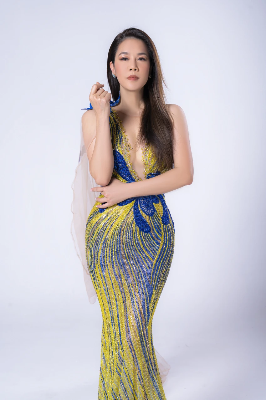Tham gia chương trình với tư cách thí sinh ở tuổi 51, Thu Phương khiến khán giả bất ngờ, trước đó cô cũng từng là HLV The voice. Ảnh: BTC Tham gia chương trình với tư cách thí sinh ở tuổi 51, Thu Phương khiến khán giả bất ngờ, trước đó cô cũng từng là HLV The voice. Ảnh: BTC