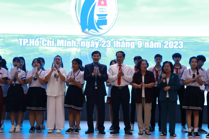 quy-hoc-bong-vu-a-dinh4.JPG