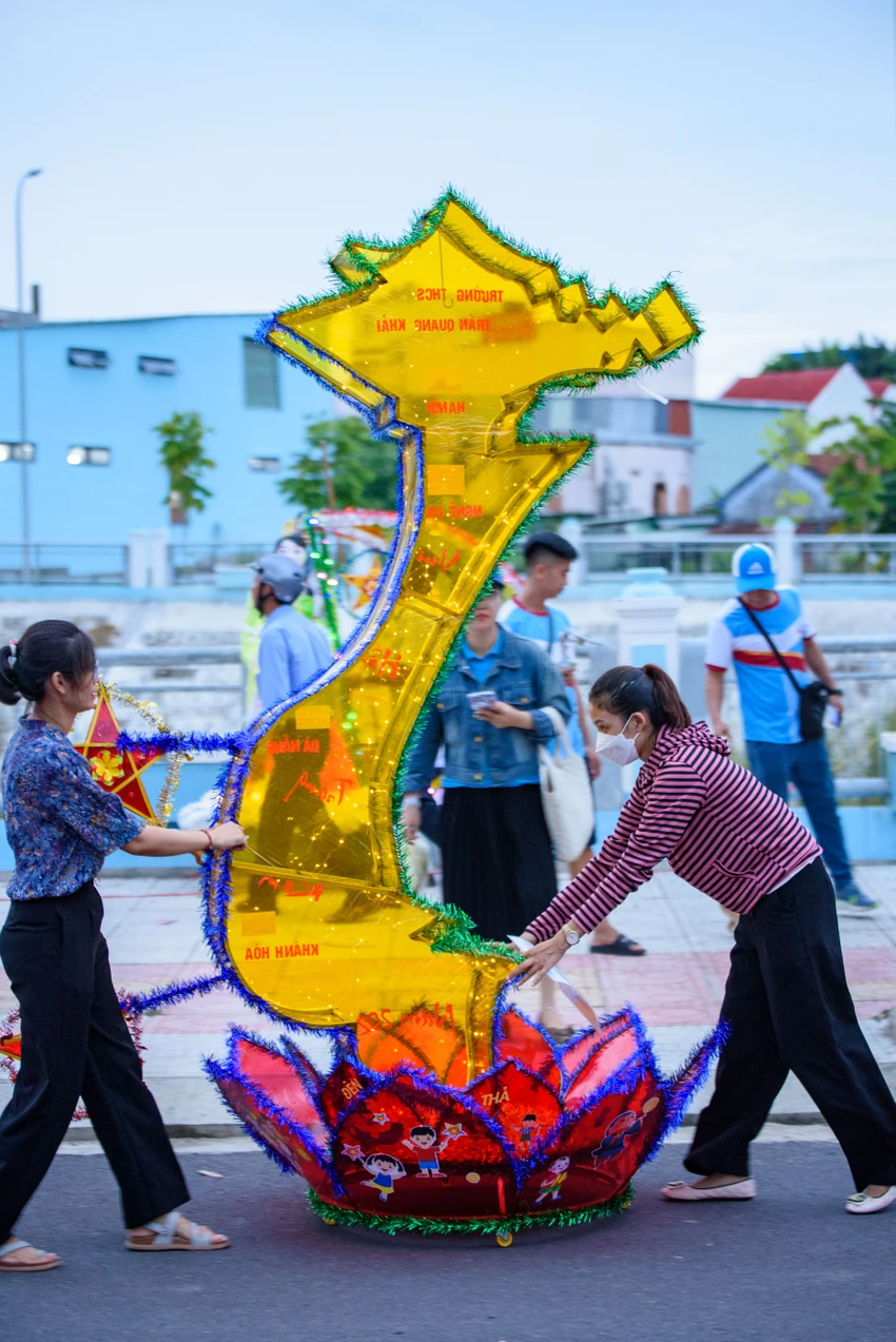 den-long9.jpg